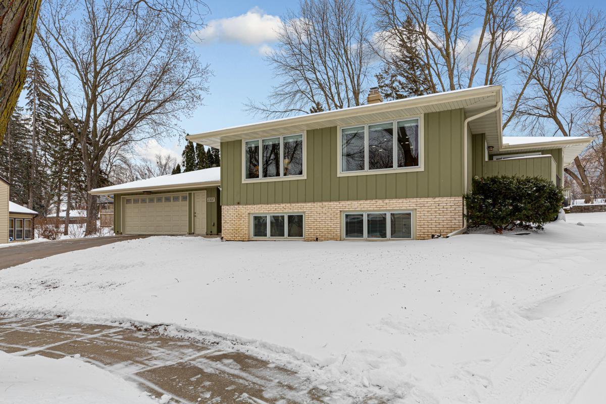 2337 Haling Court, Rochester, MN 55901