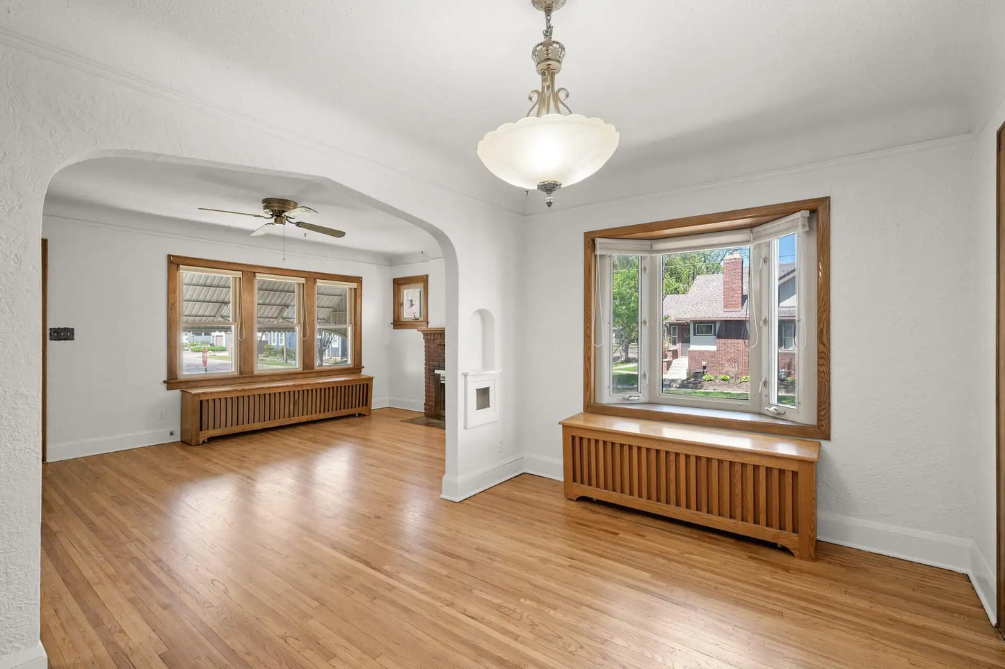 304 Warwick Street, Saint Paul, MN 55105