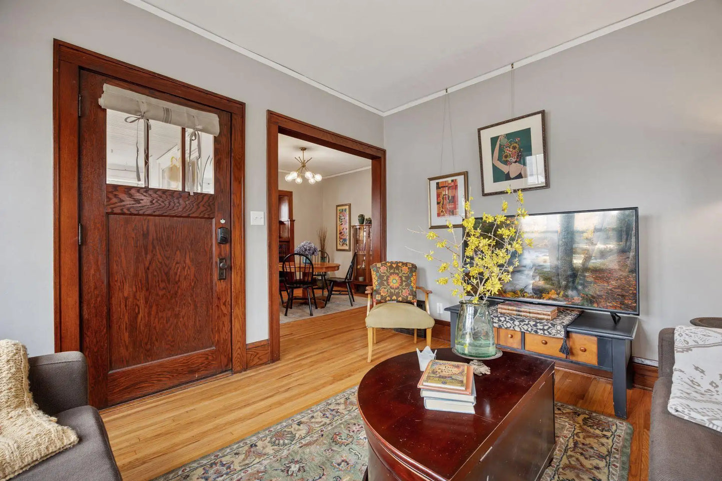 807 Hamline Avenue, Saint Paul, MN 55104