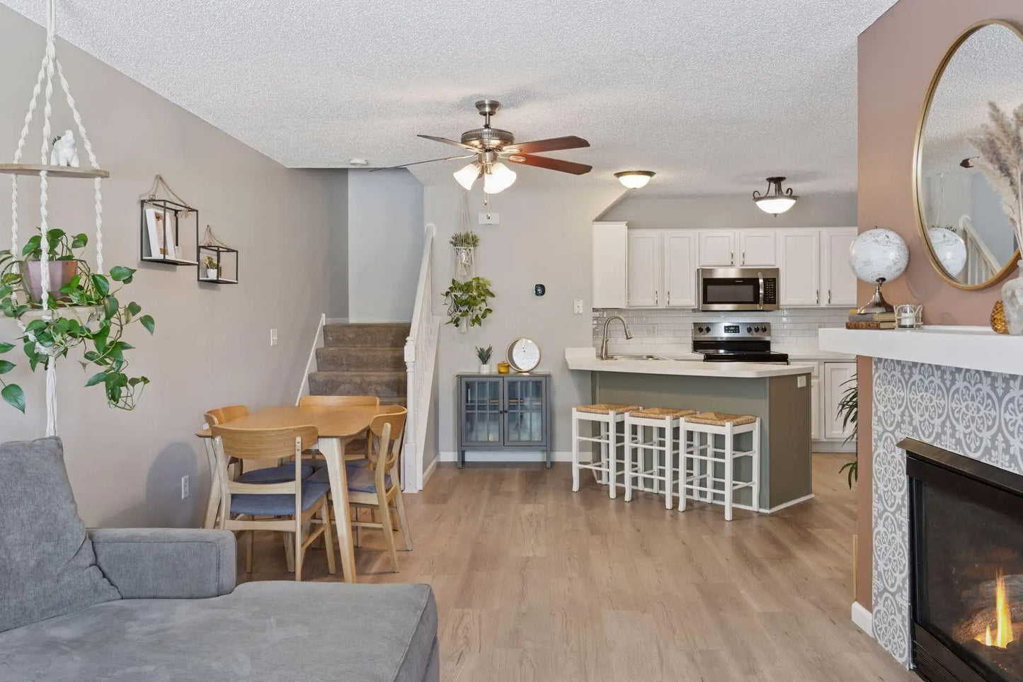 17516 Gillette Way, Lakeville, MN 55044