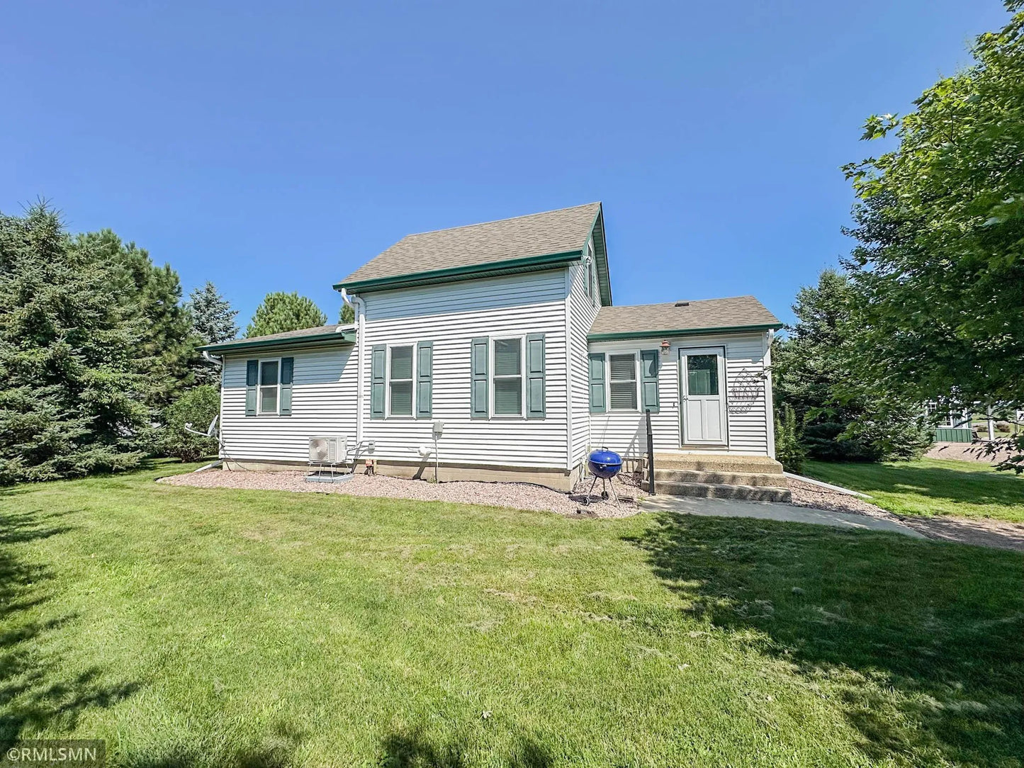 42652 County Highway 7 , Belview, MN 56214