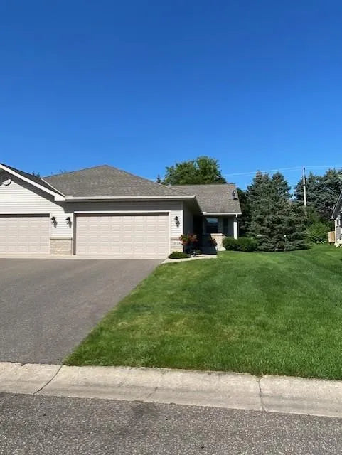 3819 Xenium Court, Plymouth, MN 55441