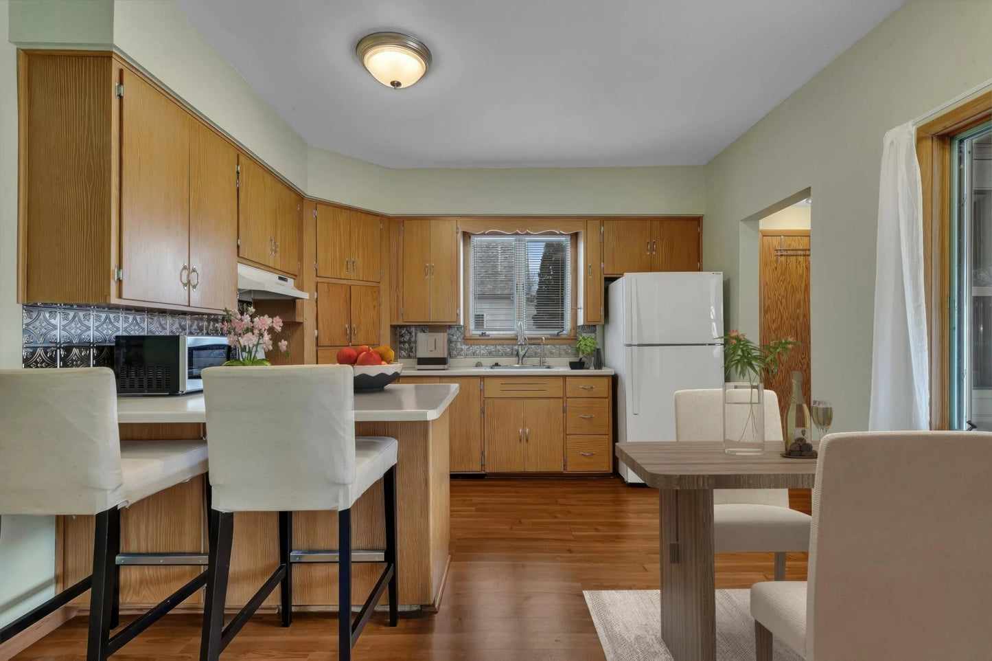126 2nd Street, Melrose, MN 56352
