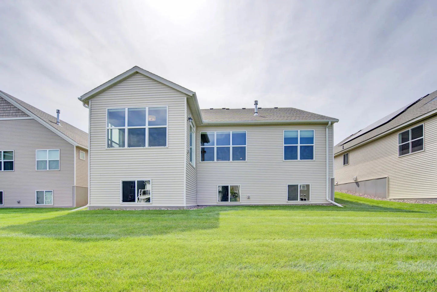 6726 92nd Bay , Cottage Grove, MN 55016