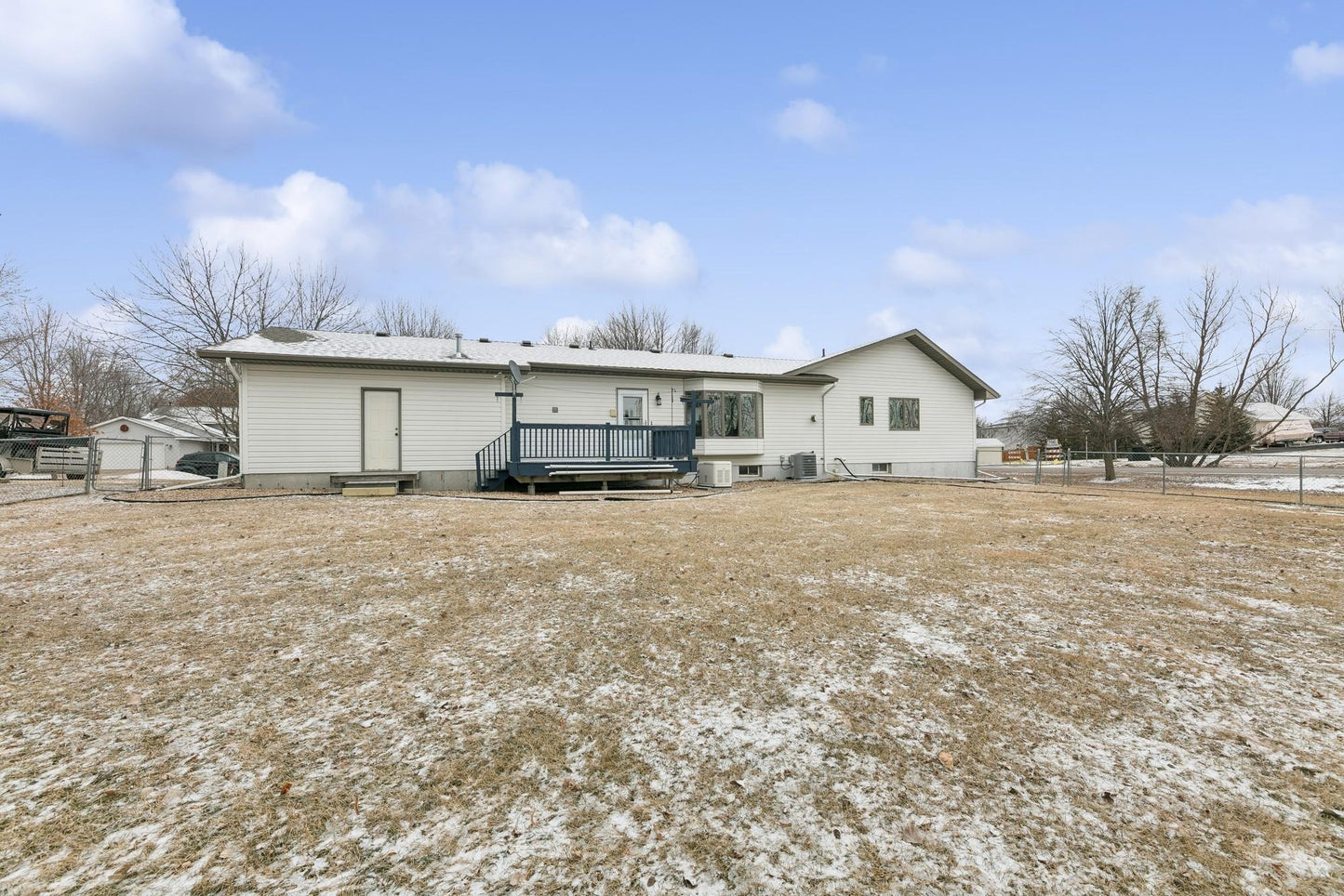 110 Westgate Drive, Winsted, MN 55395