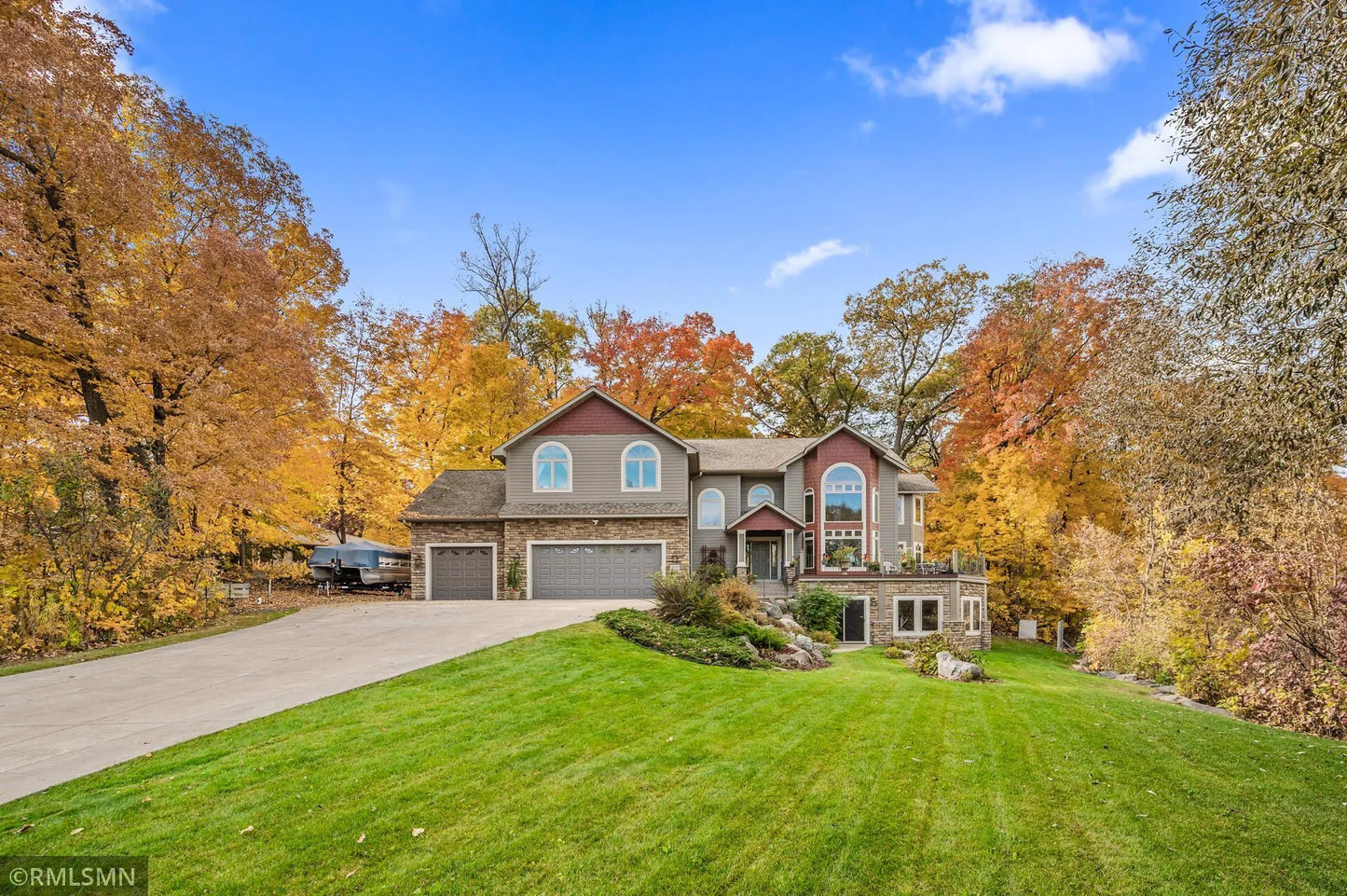 5891 Hobe Lane, White Bear Twp, MN 55110