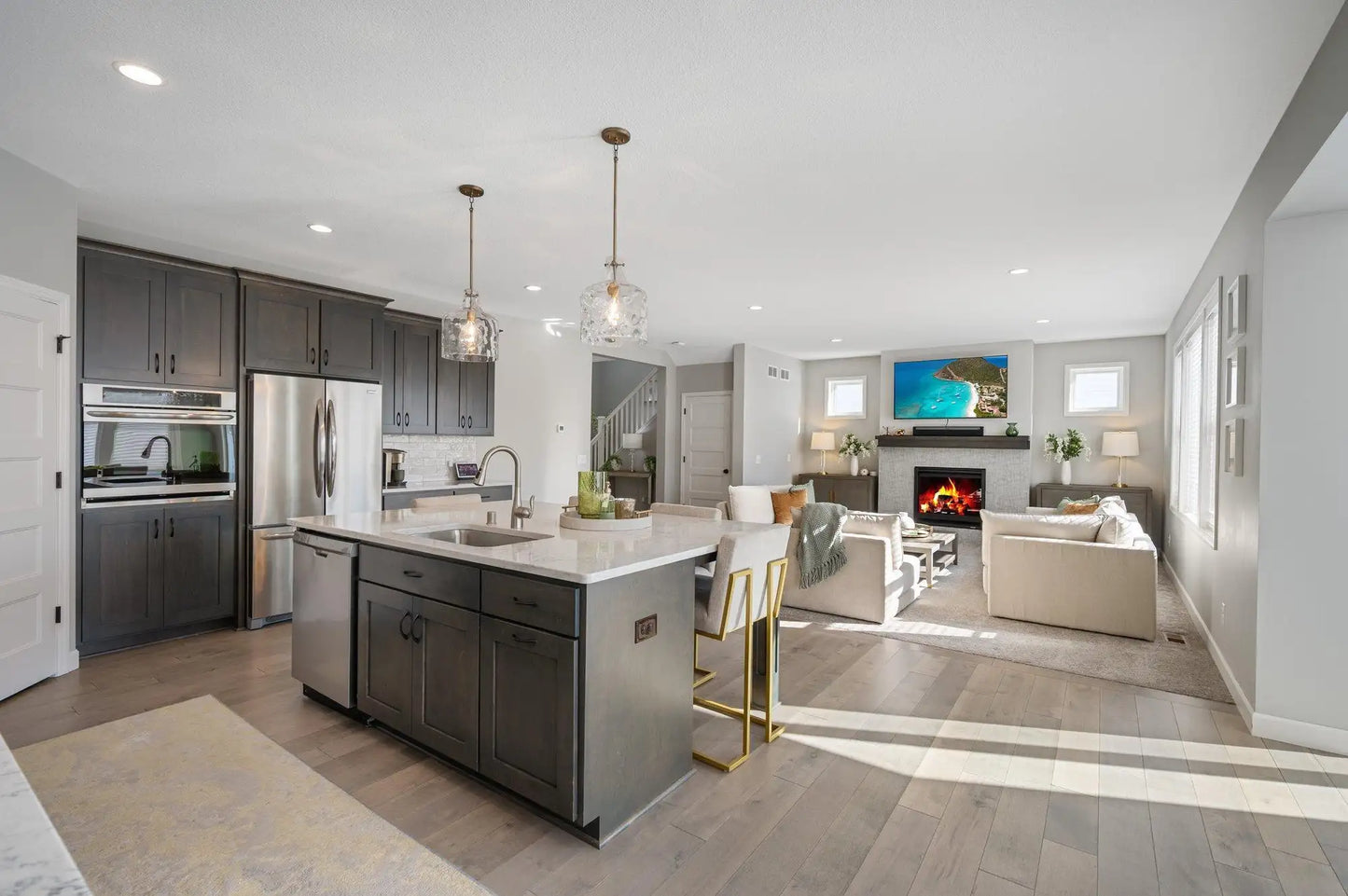 8040 180th Street, Lakeville, MN 55044