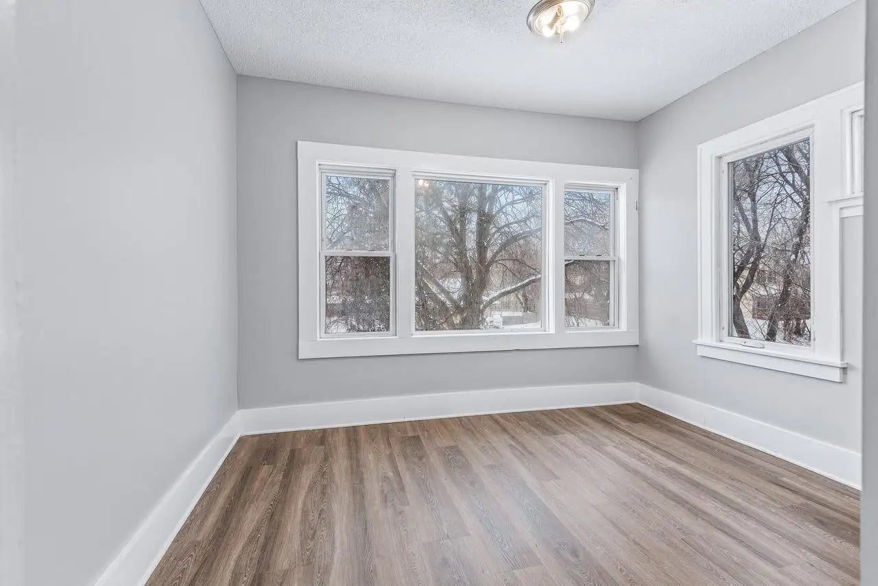 1016 Newton Avenue, Minneapolis, MN 55411
