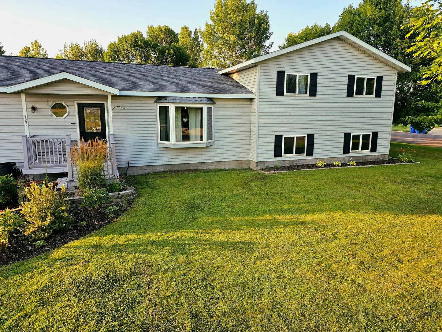 625 6th St , Perham, MN 56573