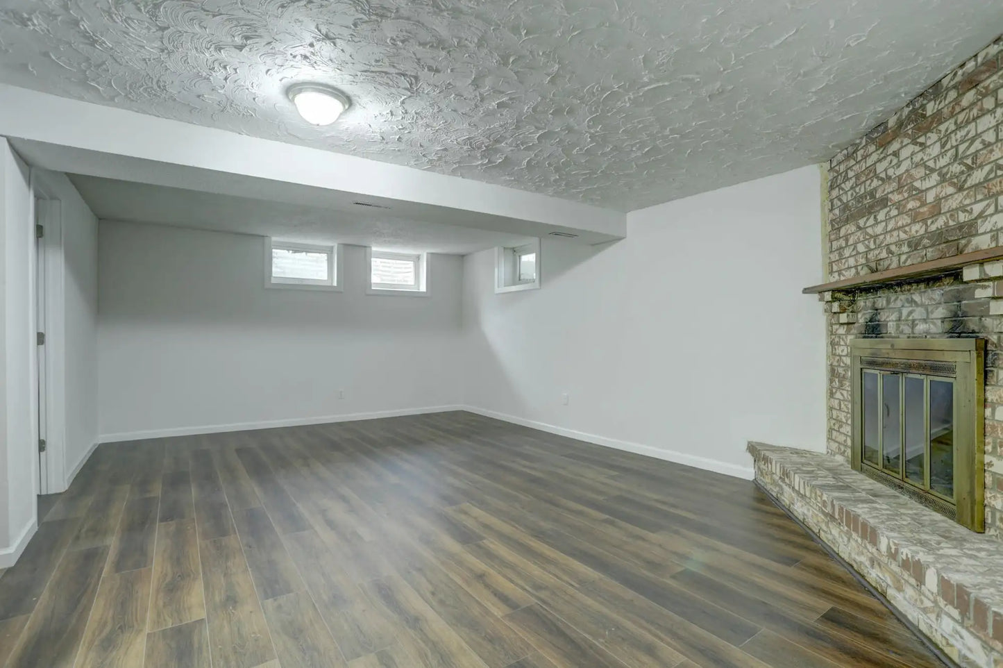 2401 Brookview Drive, Burnsville, MN 55337