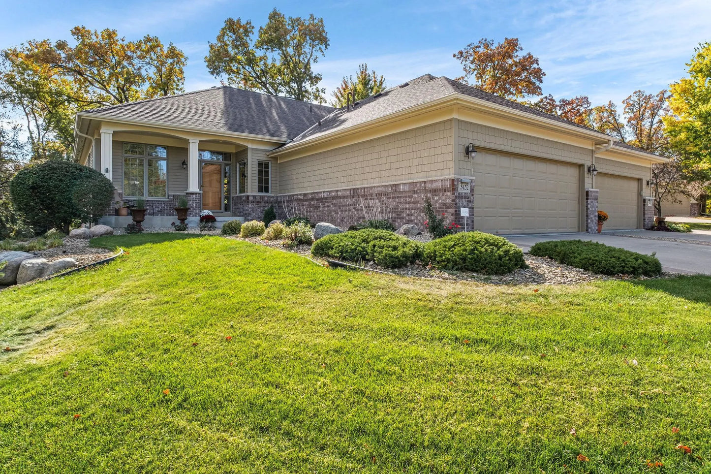 3432 Crumfield Path, Rosemount, MN 55068