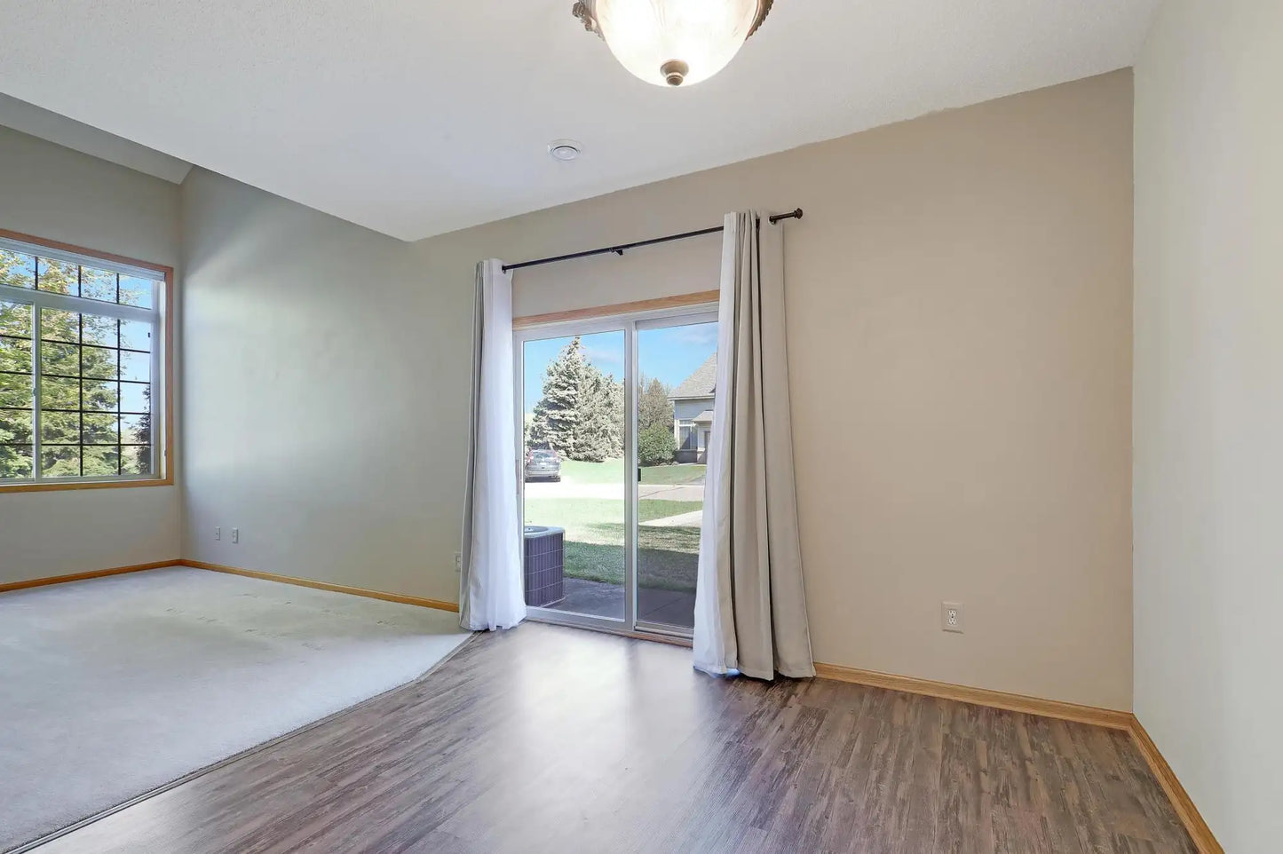 16861 Embers Avenue, Lakeville, MN 55024