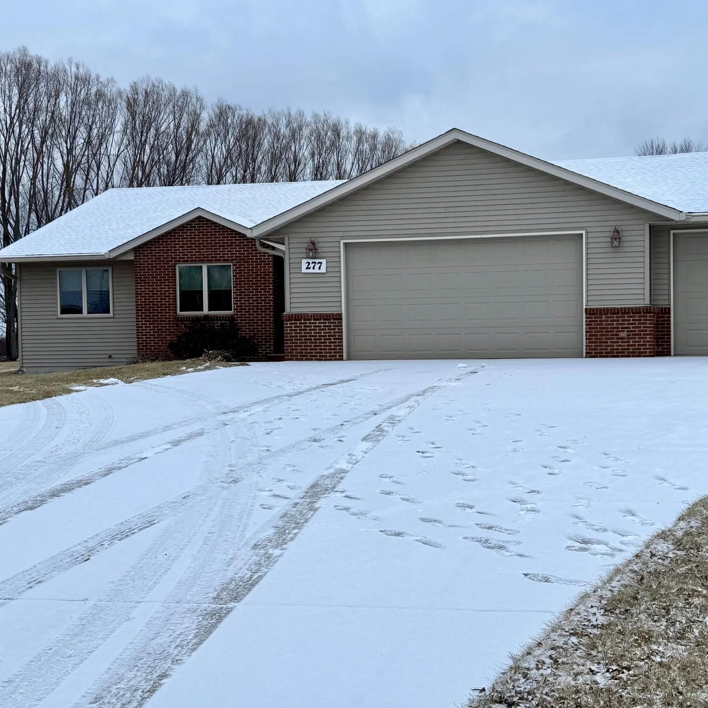 277 Maple Ridge Drive, Henderson, MN 56044