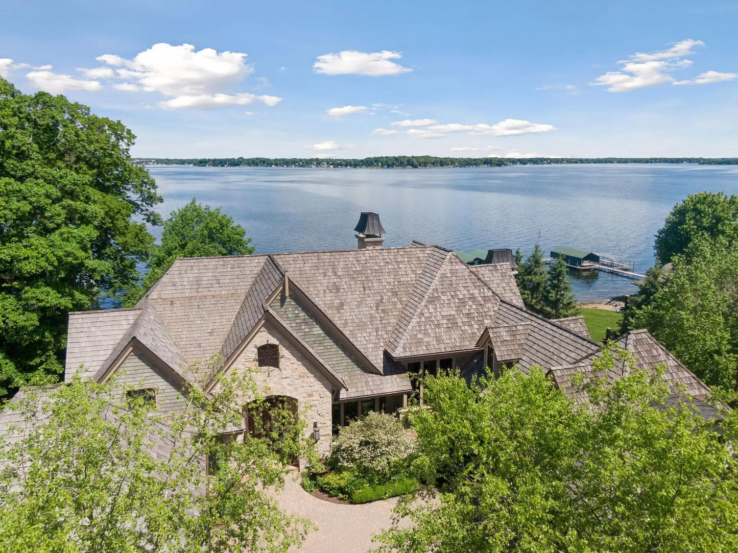 27060 Edgewood Road, Shorewood, MN 55331