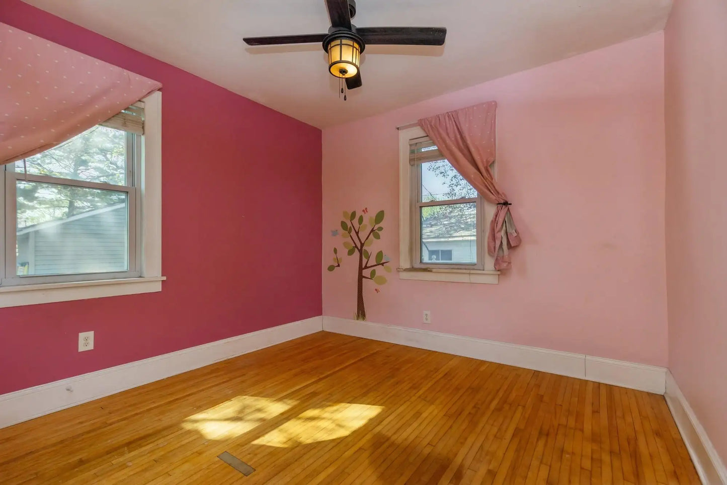 1821 Case Avenue, Saint Paul, MN 55119