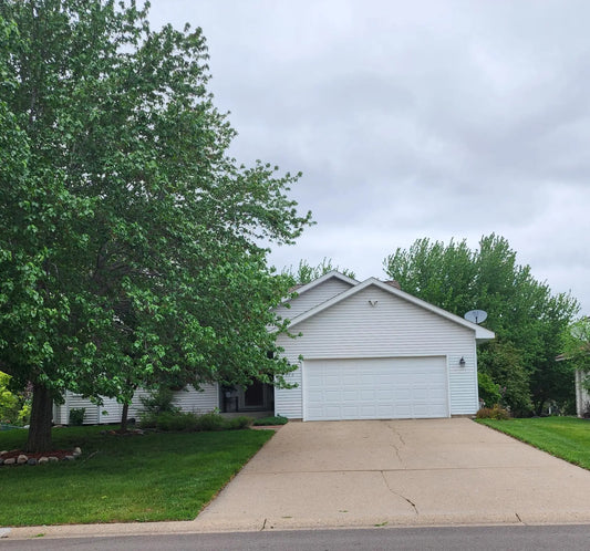 5710 Park Drive, Savage, MN 55378