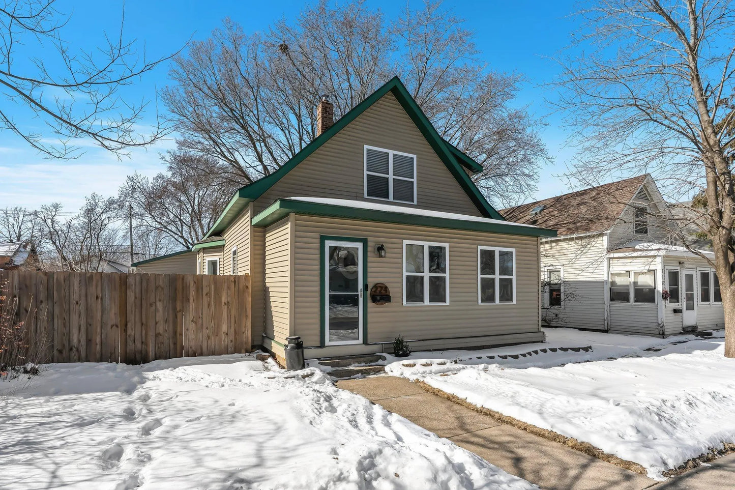 224 7th Avenue, South Saint Paul, MN 55075