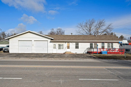 220 20th Street, Faribault, MN 55021