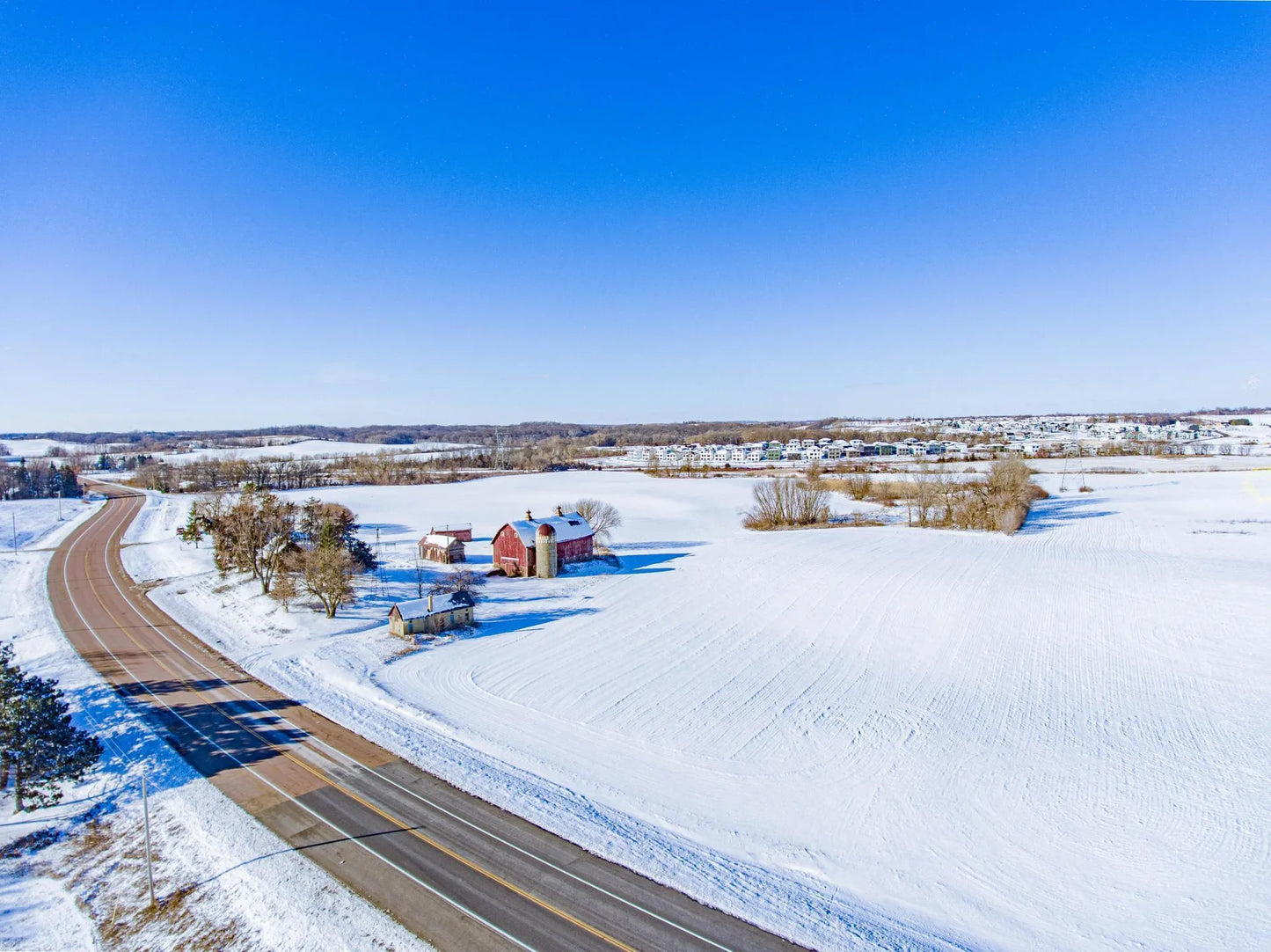 5460 County Road 10 , Victoria, MN 55318