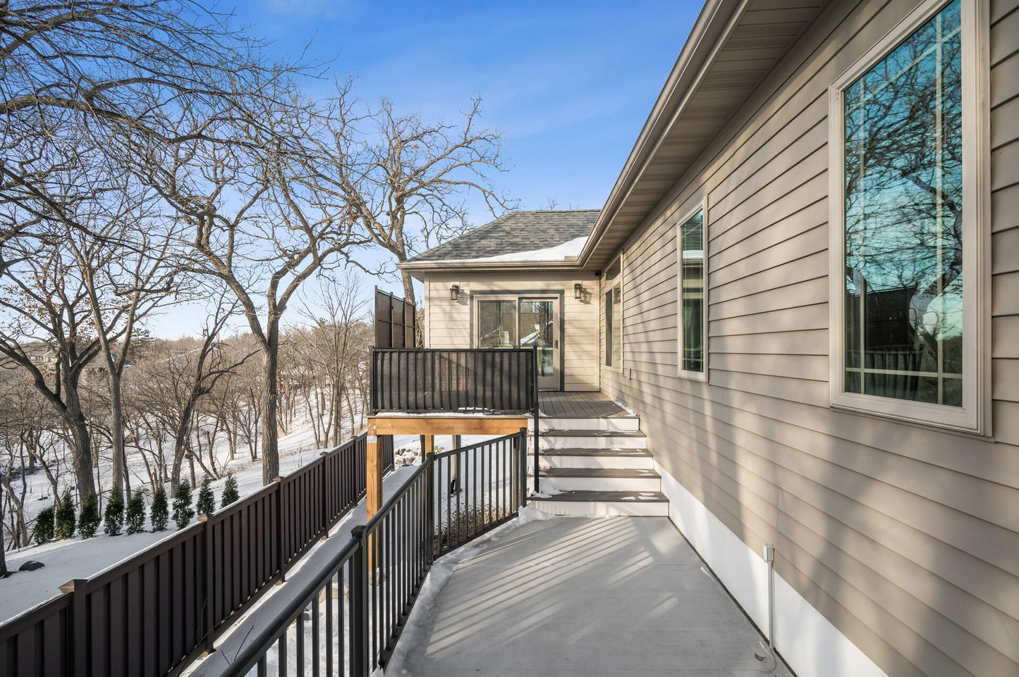 3817 Kings Wood Trail, Eagan, MN 55122