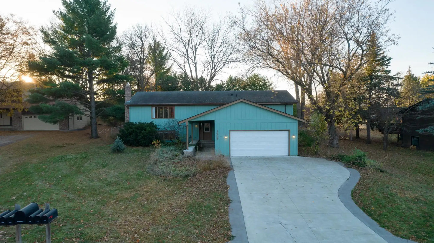 1428 Pioneer Court, Northfield, MN 55057