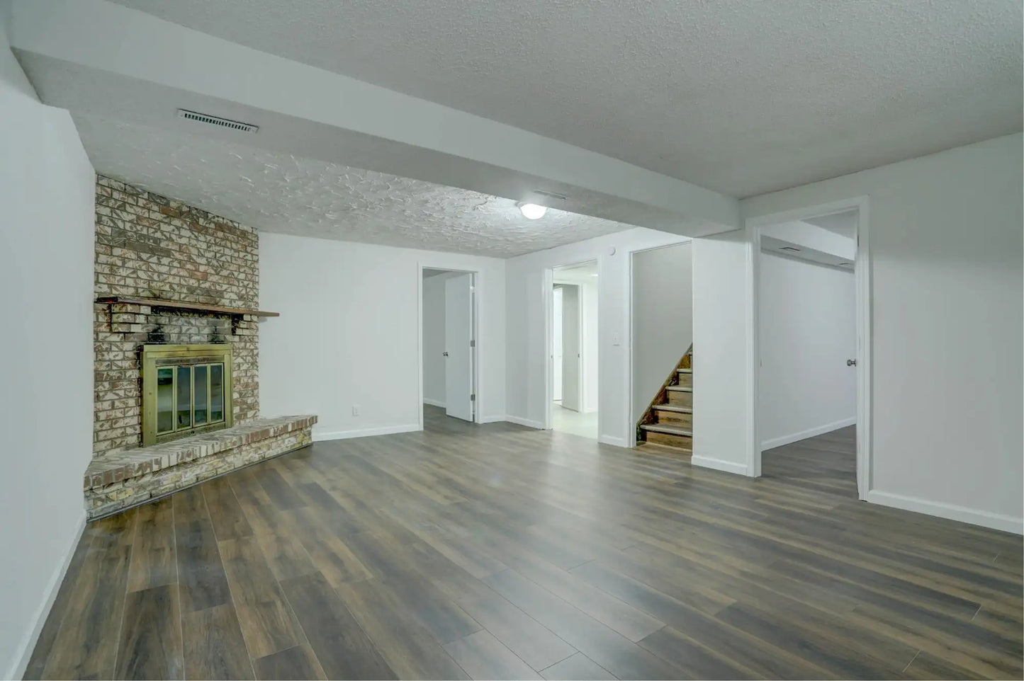 2401 Brookview Drive, Burnsville, MN 55337