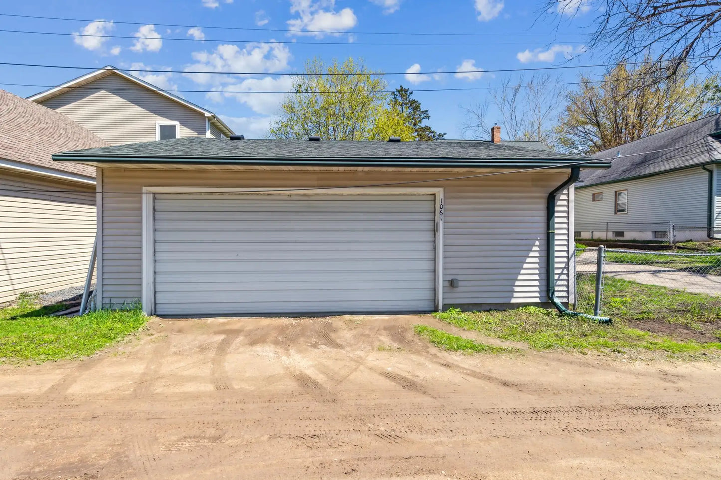 1061 Oxford Street, Saint Paul, MN 55103