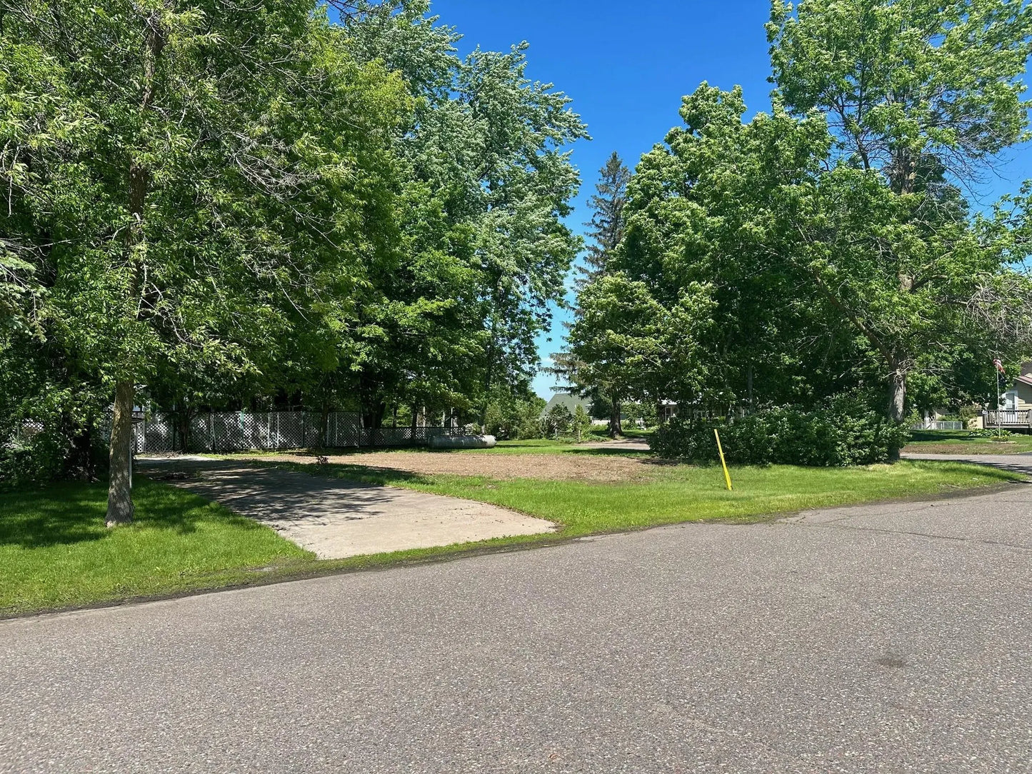 375 3rd Avenue, Isle, MN 56342