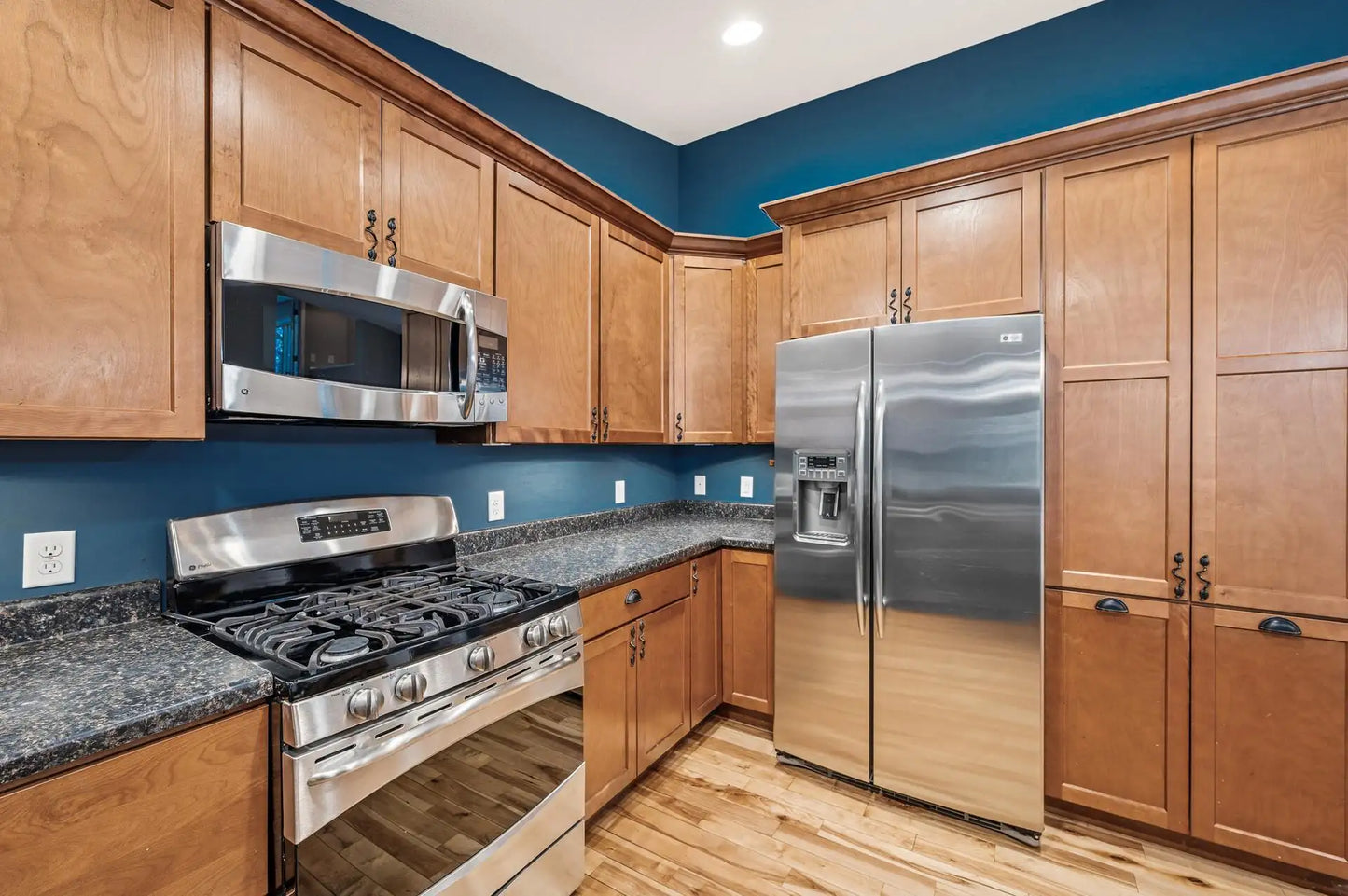 815 Ghostley Lane, Champlin, MN 55316