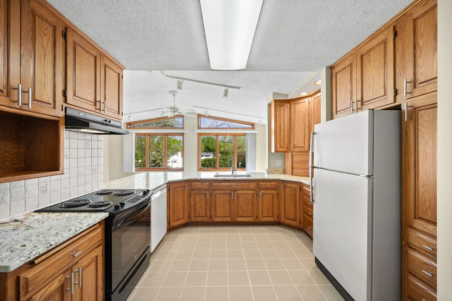 2604 River Hills Drive, Burnsville, MN 55337