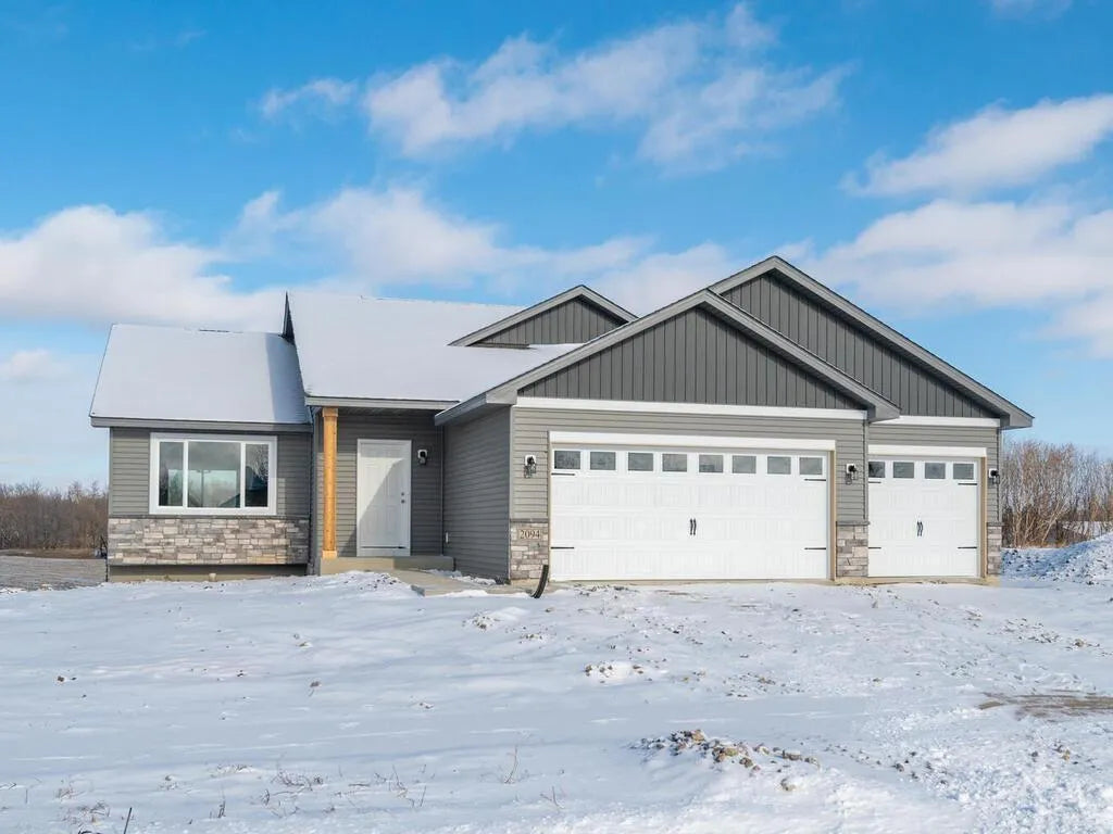 2094 River Bend Trail, Mayer, MN 55360