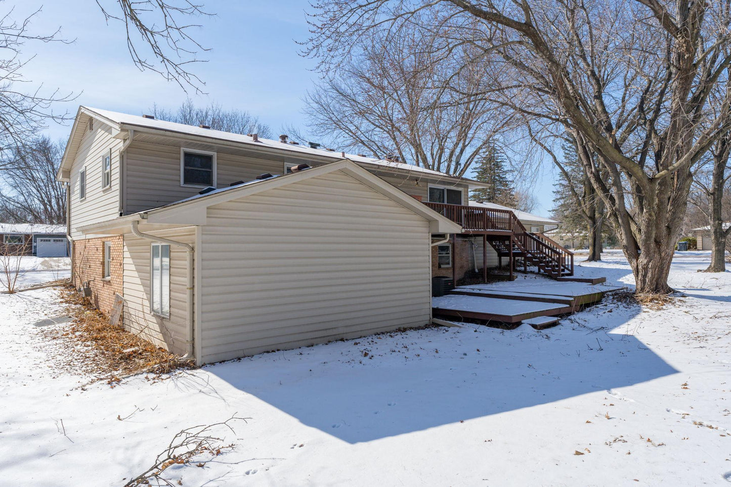 300 Viking Drive, Mankato, MN 56001