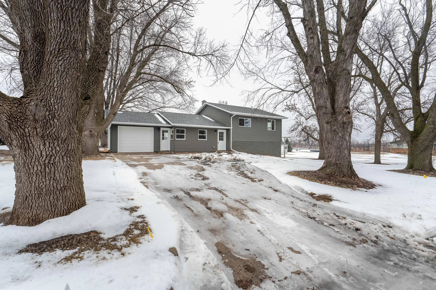 53 Eastview Drive, Hancock, MN 56244