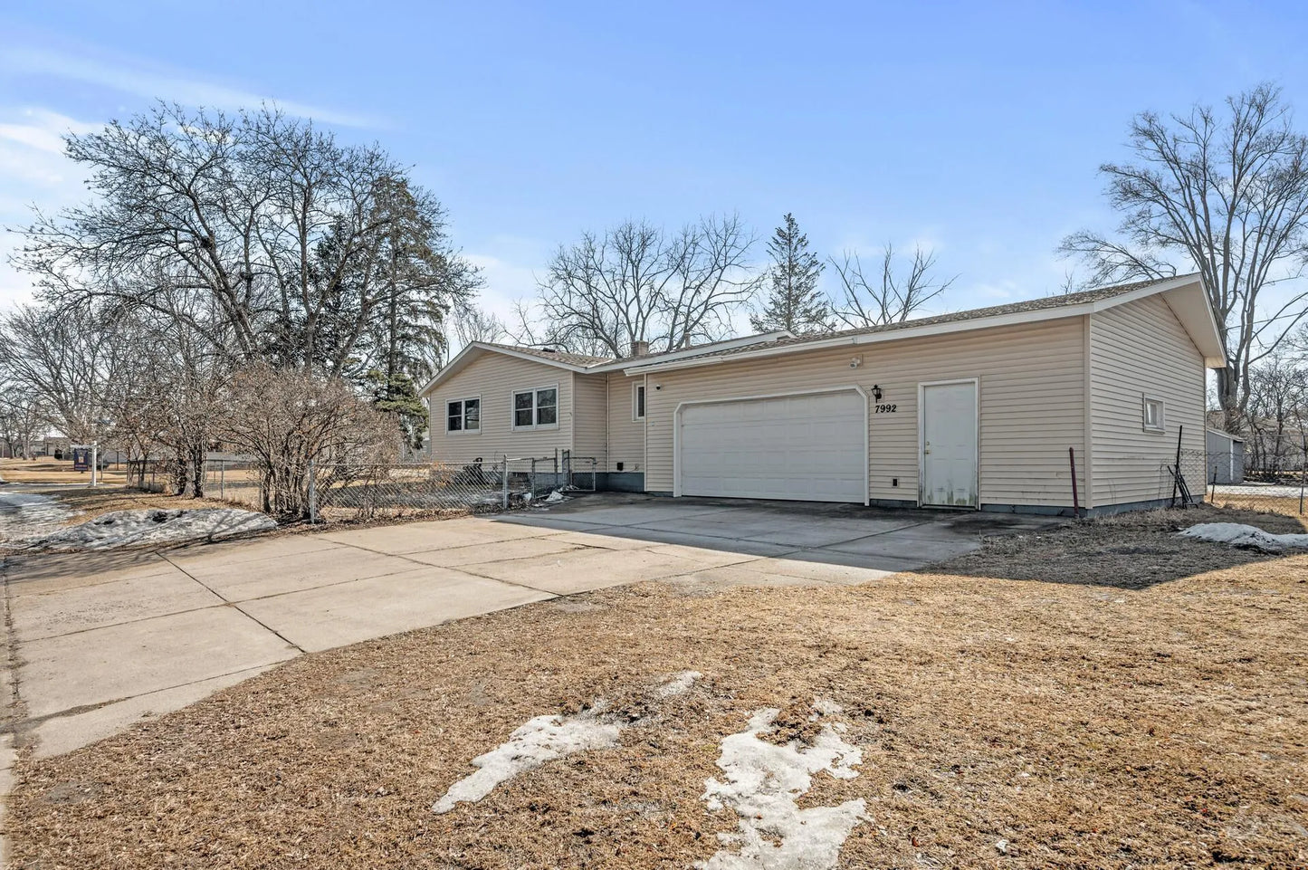 7992 Quincy Street, Spring Lake Park, MN 55432