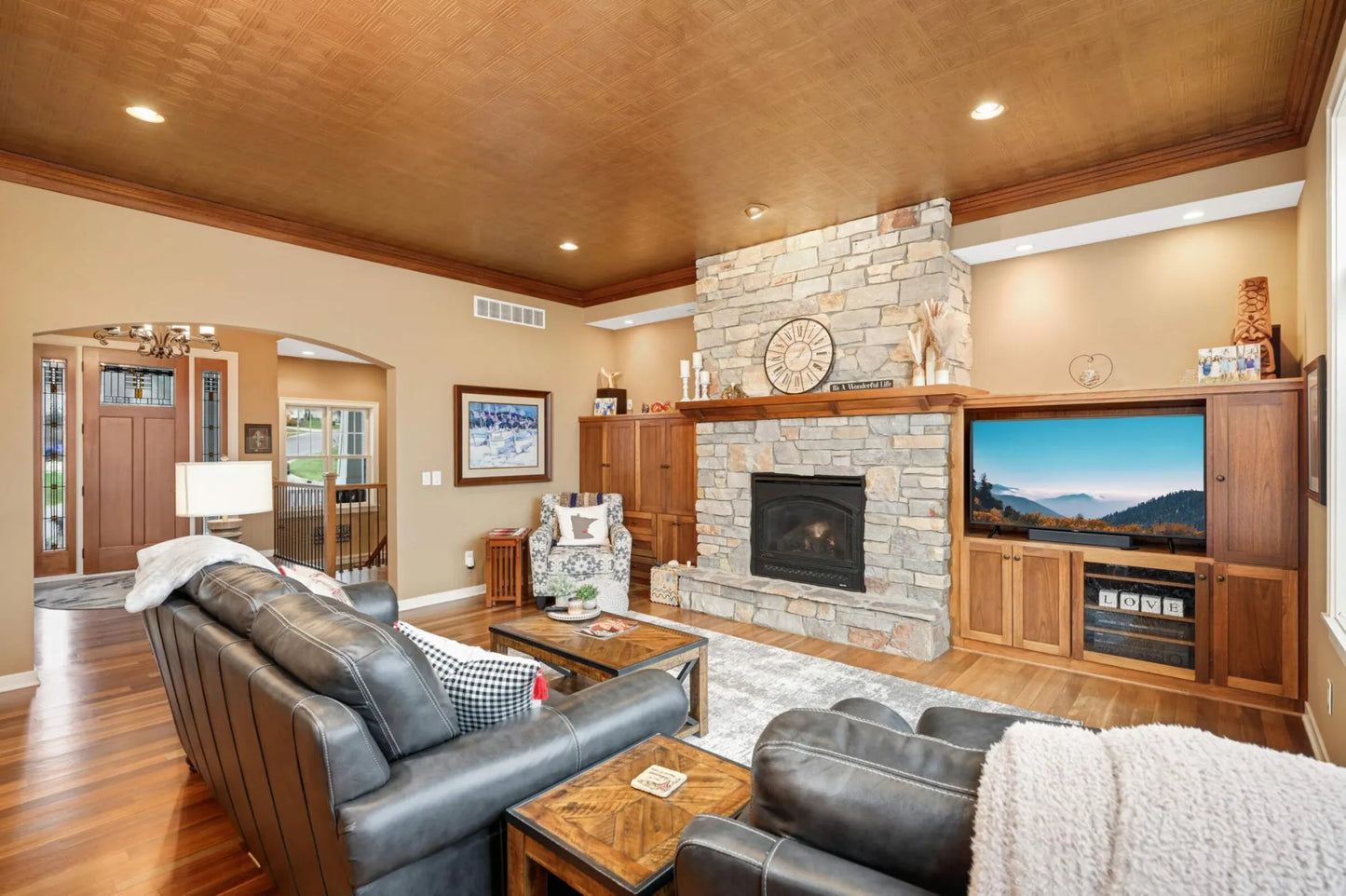 14827 Timberwolf Trail, Prior Lake, MN 55372