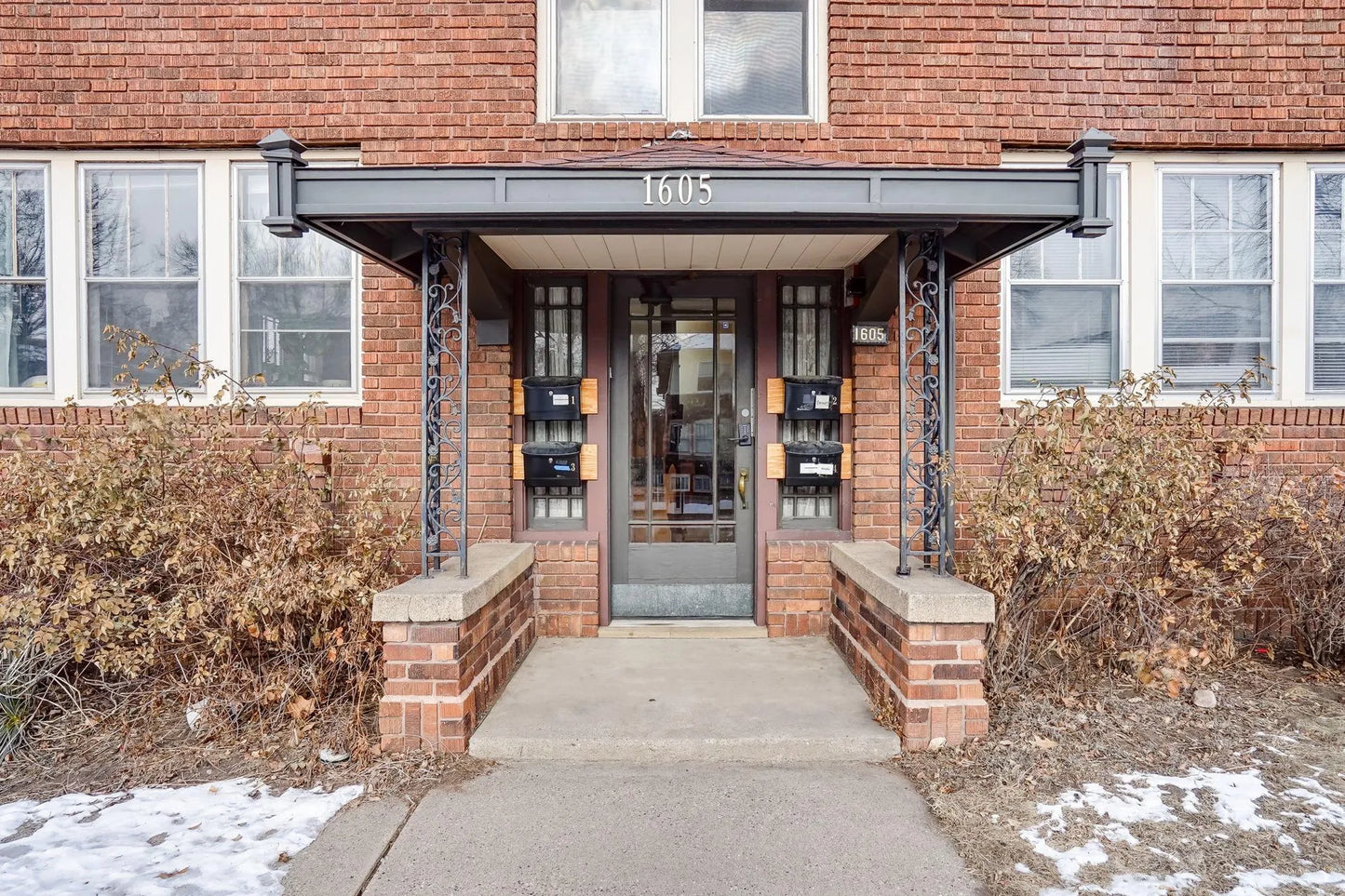 1605 Charles Avenue, Saint Paul, MN 55104