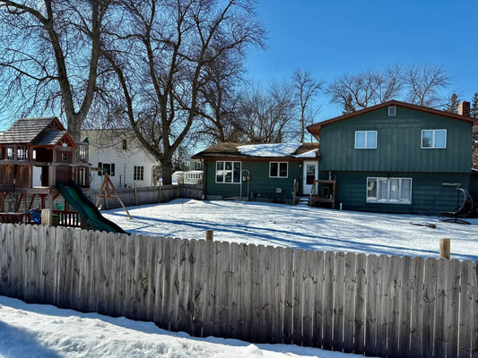 410 1st Avenue, Baudette, MN 56623