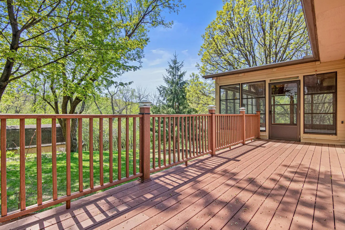 2316 Carver Avenue, Maplewood, MN 55119