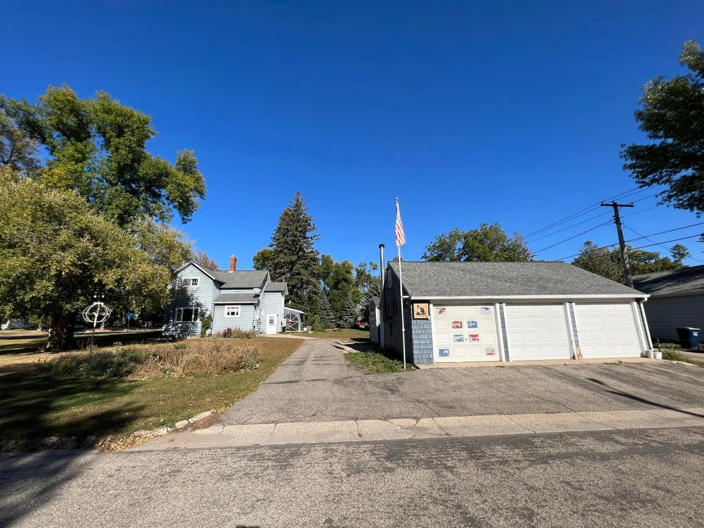 209 5th Street, Morris, MN 56267