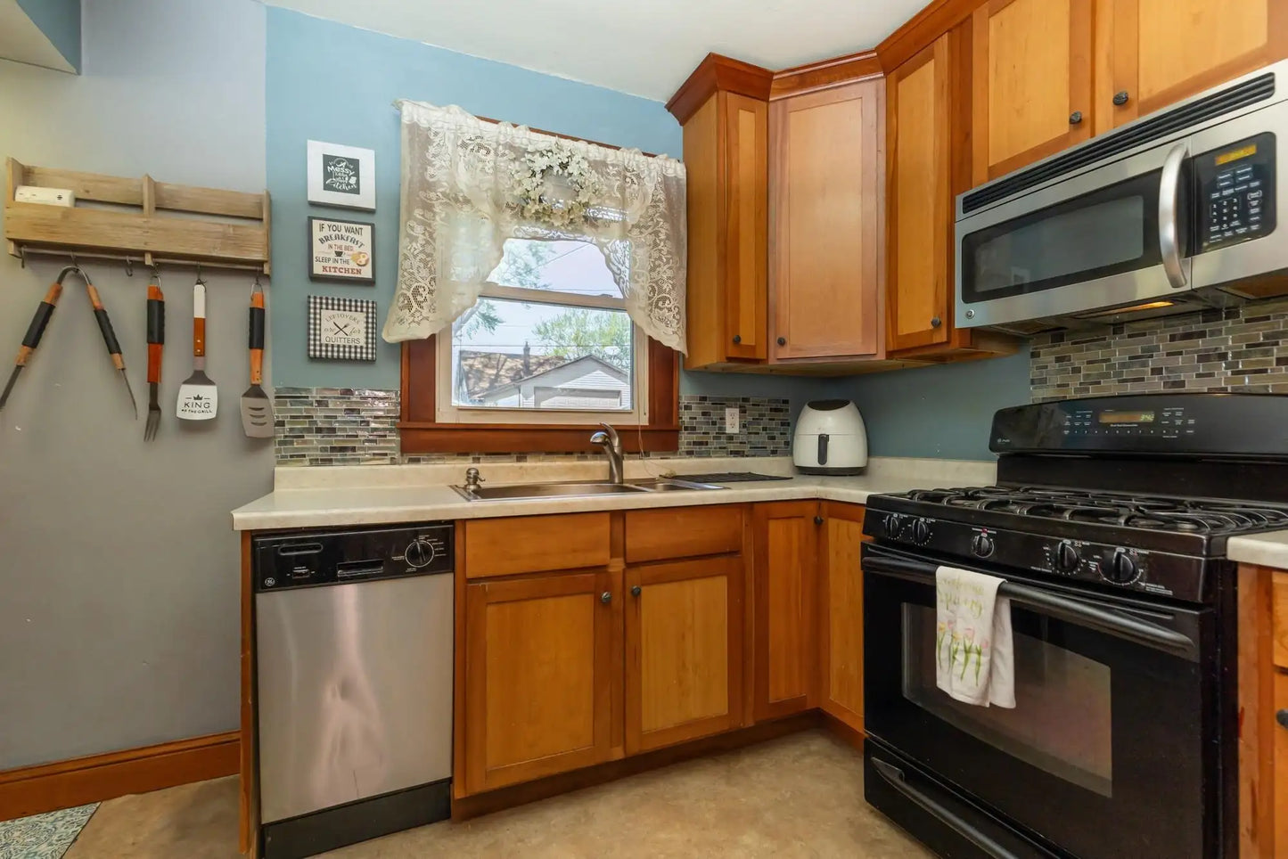 1821 Case Avenue, Saint Paul, MN 55119