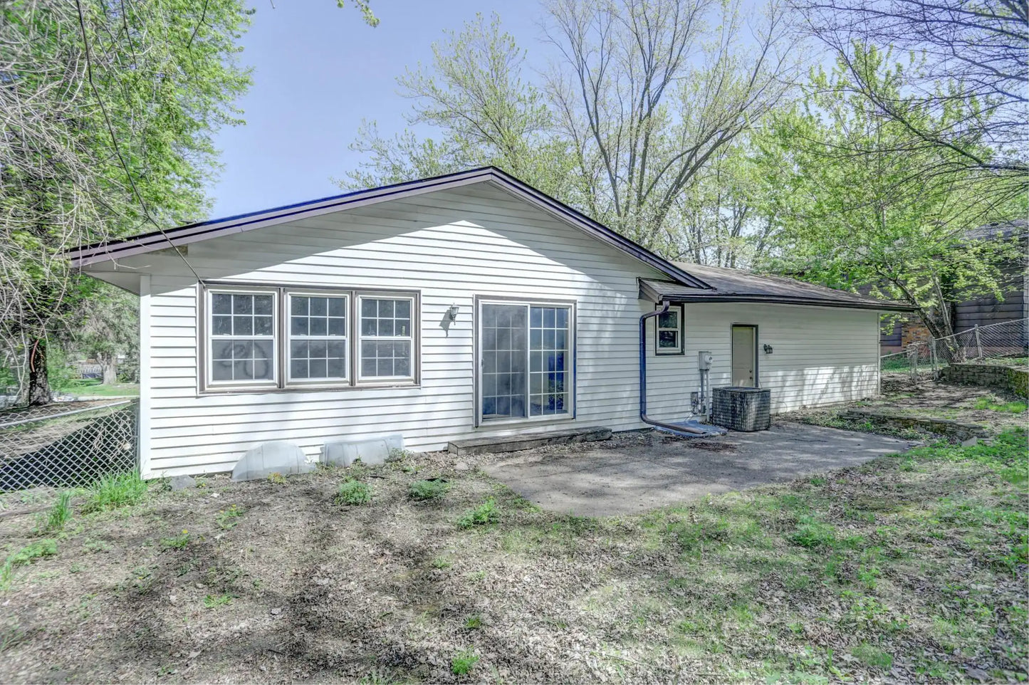 2401 Brookview Drive, Burnsville, MN 55337