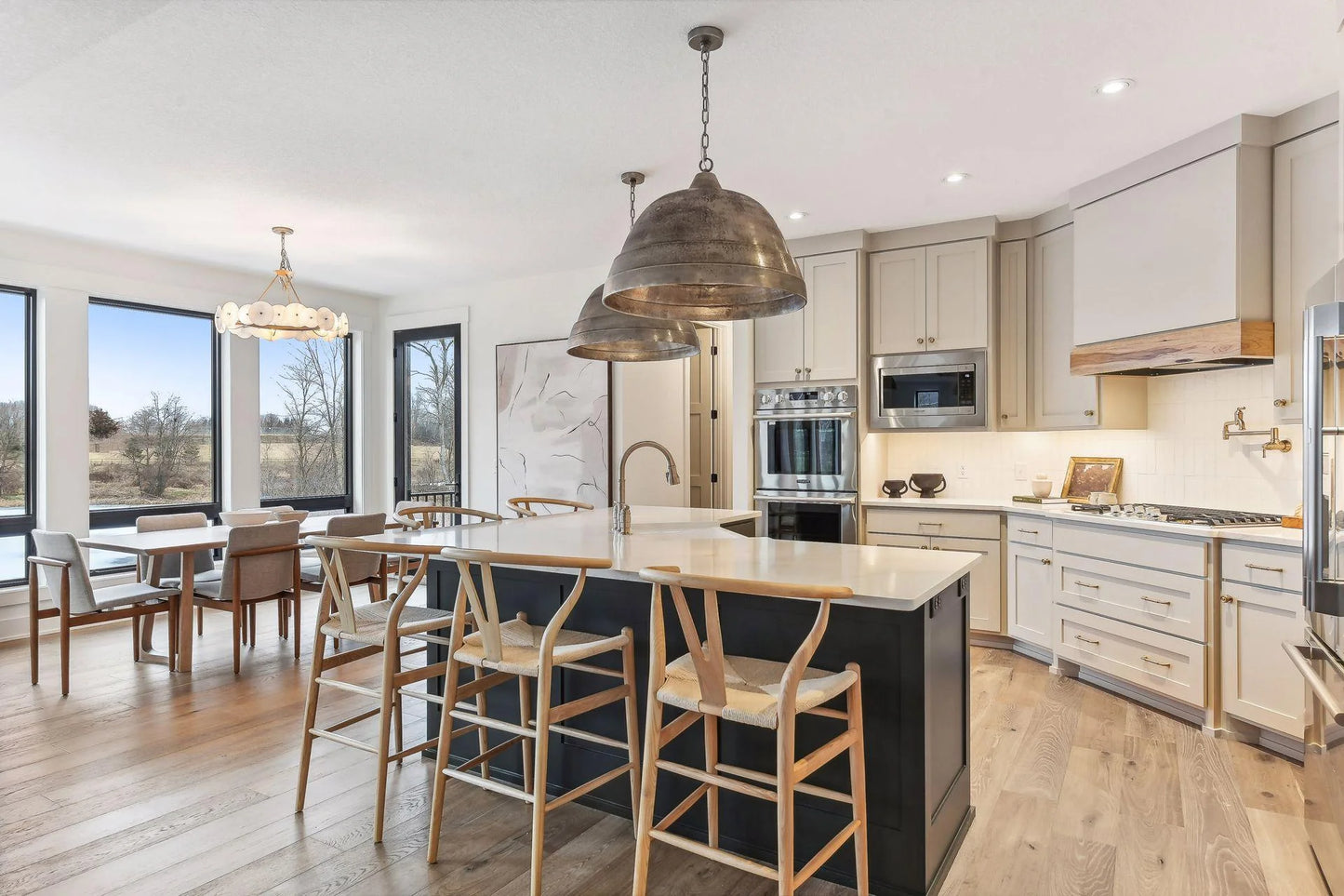 9335 Eagle Ridge Road, Chanhassen, MN 55317