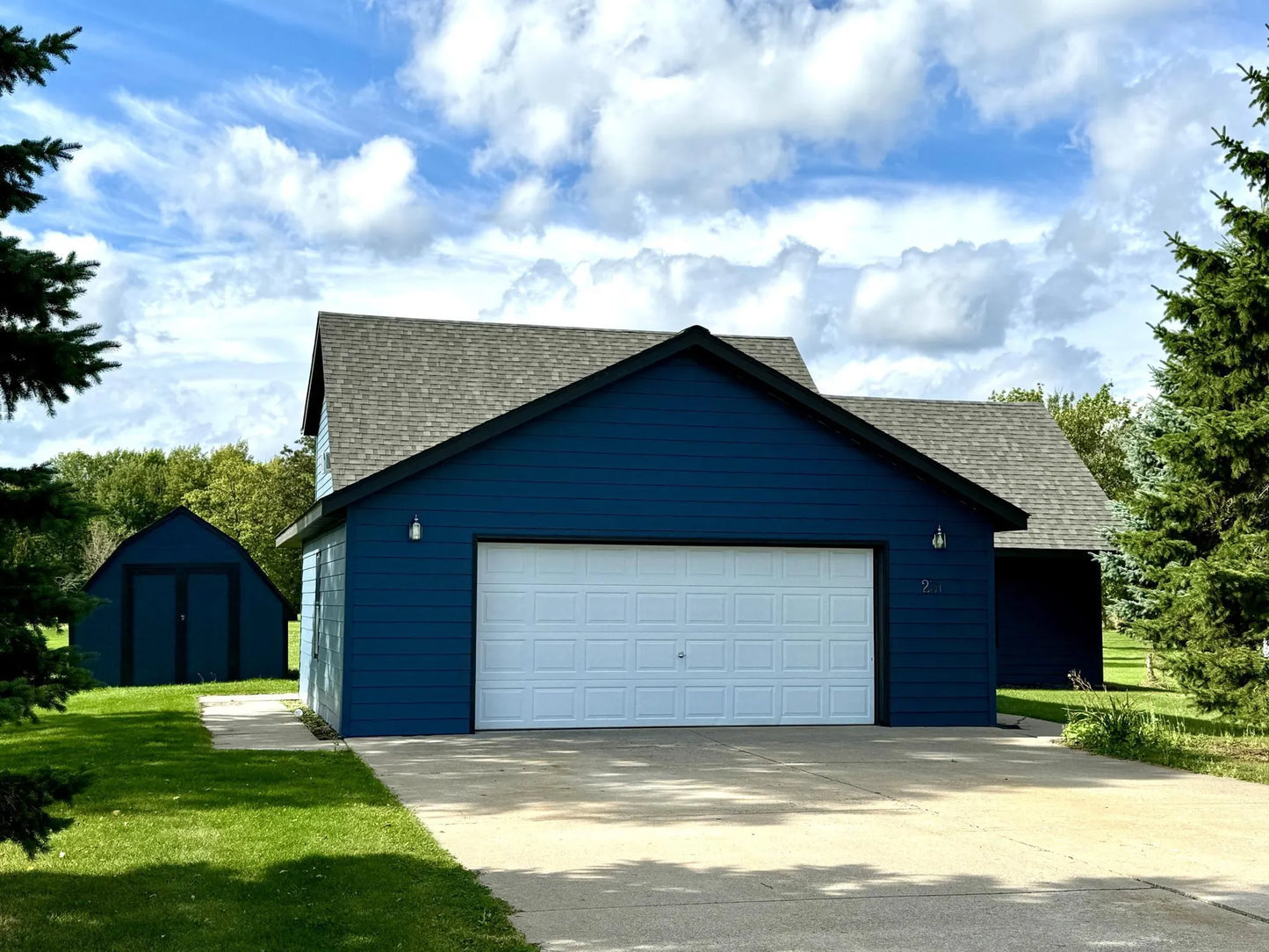 231 Oak Road, Warroad, MN 56763