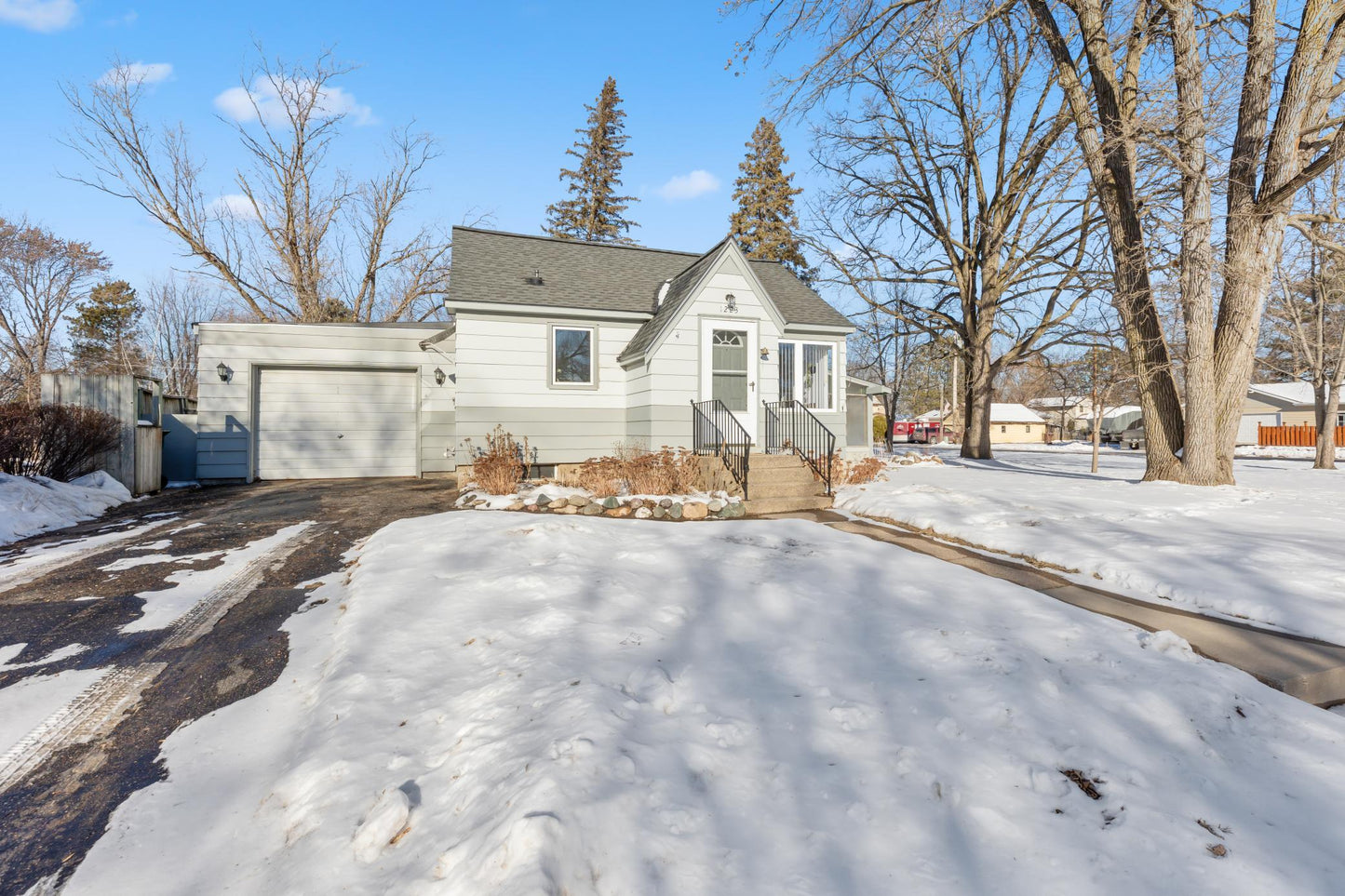 1223 L Street, Brainerd, MN 56401