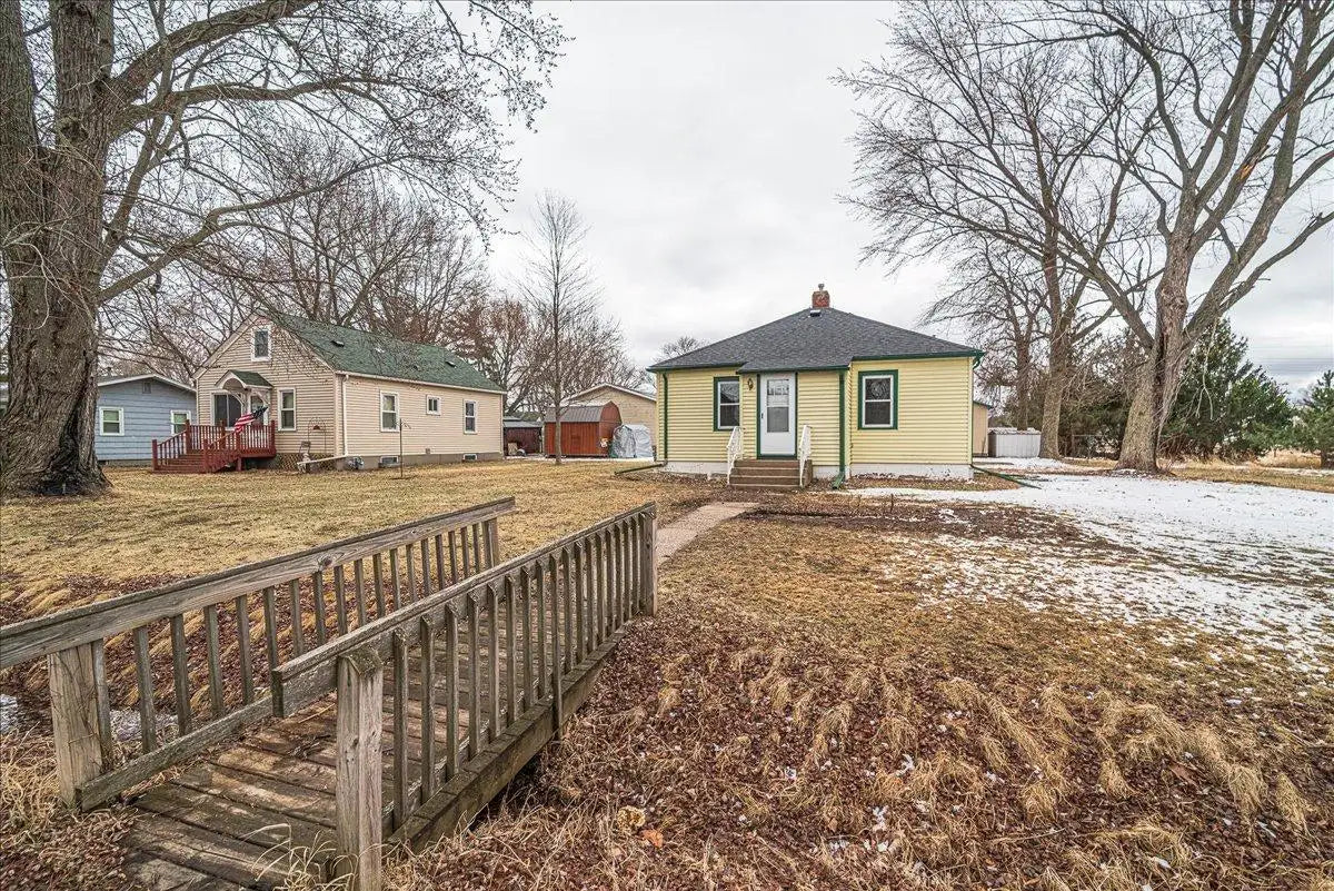 830 3rd Street, Rush City, MN 55069
