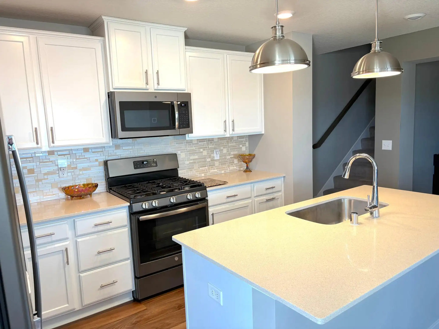 8067 Abercrombie Lane, Woodbury, MN 55129