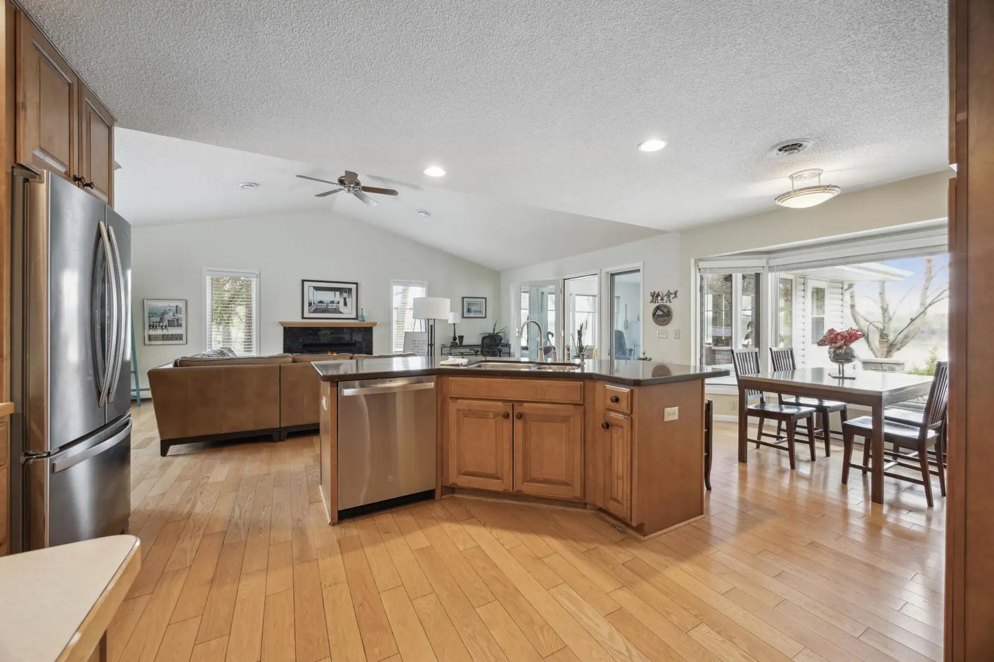 5427 Twin Lake Boulevard, Brooklyn Center, MN 55429
