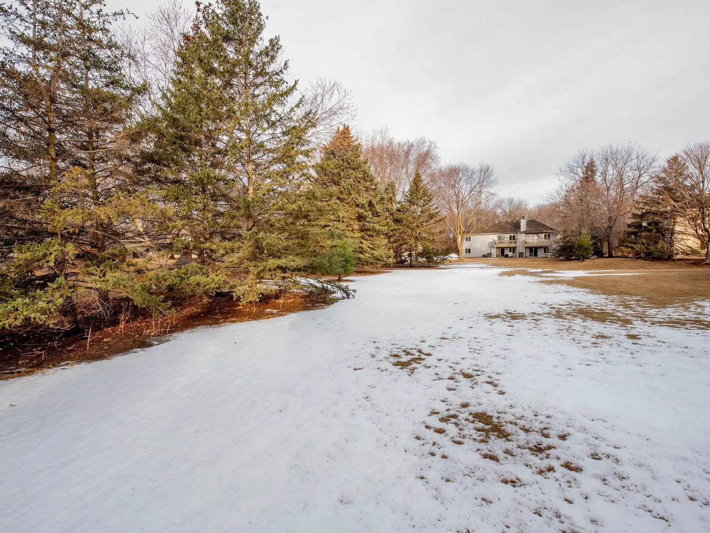 7247 Hunters Run, Eden Prairie, MN 55346