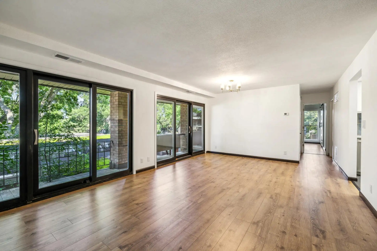 6417 Colony Way, Edina, MN 55435