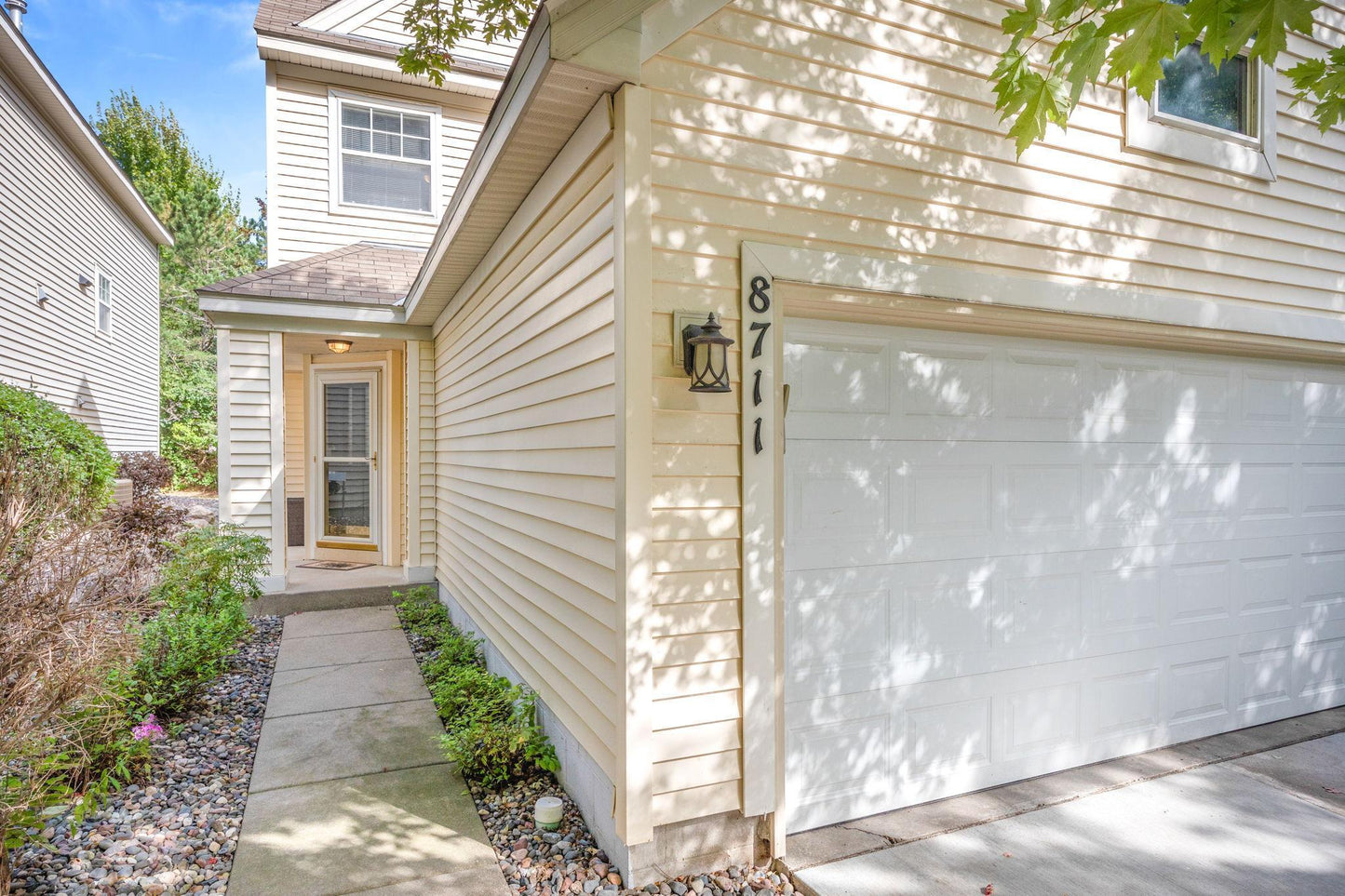 8711 Bay Drive, Chanhassen, MN 55317